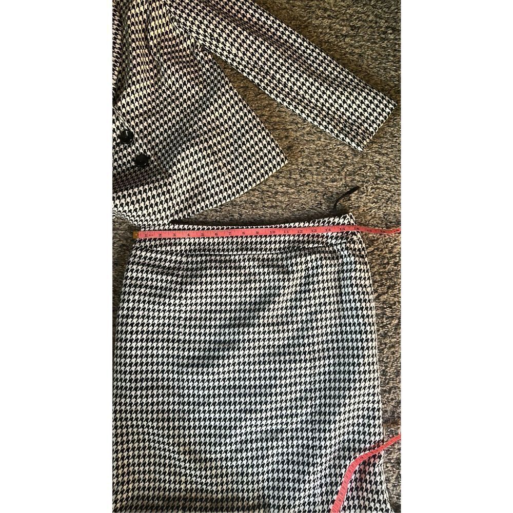 Kasper Black plaid Skirt suit set - Picture 10 of 14